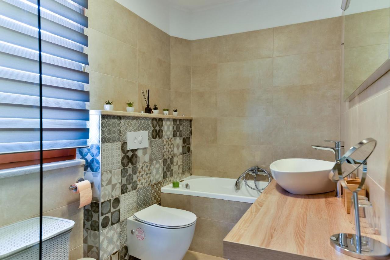 Villa Luciana Spa House, ブイェ エクステリア 写真