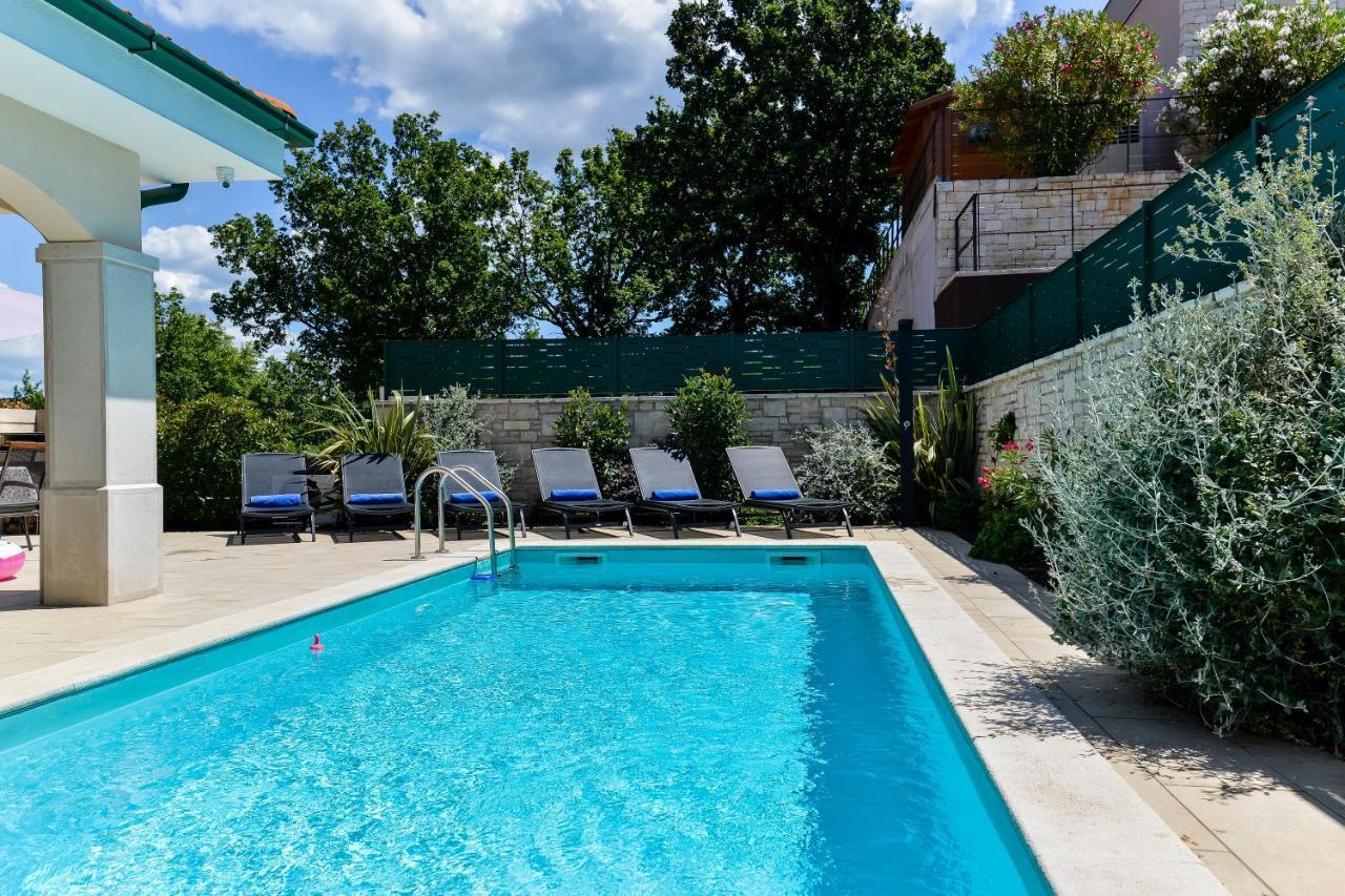 Villa Luciana Spa House, ブイェ エクステリア 写真